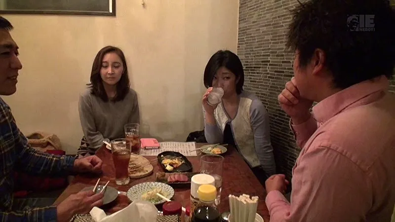 IENE-782 Bringing A Pair Of Girls Who Befriended At Aiseki Izakaya To Home.