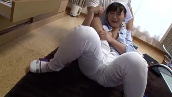 NHDTB-042 巨乳女足被快要被剥光的牛仔布缠住无法逃脱，被半屁股搞砸~ 快要逃跑的遗憾入口潮吹性交~