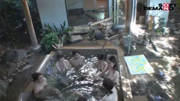 SDEN-040 Are you in the womens bath?  ] At Isawa Onsen, An Amateur Man Thinks Its A Mens Bath, But When He Tried To Take A Bath, It Was A Womens Bath!  Surprise Surprise Monitoring If You Have Sex With Actresses In Places That Are Not AV Videos!  !
