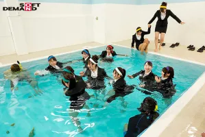 SDJS-128 SOD 여자 사원 거 가슴 수영 대회 2021 가슴이 큰 피치 피치 먹고 로 직원이 대 집합!