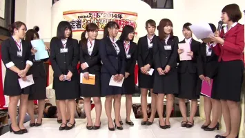 SDMU-043 Less Than SOD Female Employees!  ?  Congratulations!  2014 first unveiling of 10 carefully selected candidates!  Take off for the first time!  Shy!  SOD company special Yakyuken