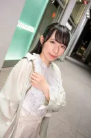 SDNM-415 천연 F컵 화장품 제조사에 근무하는 30세 요시자와 아야카는 귀여운 수줍은 미소와 섹스욕구를 갖고 있다.  AV데뷔