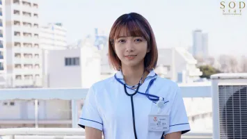 START-095 晚上在醫院裡響起的褲子聲音的實際情況！？一個秘密，涵蓋了一位精美的護士，有一張機密的臉，一個微笑的堆擊位和一個流口水的吹口交隱藏的蕩婦護士Nuriko Hoshino。