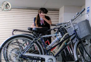 AP-486 Glans Clitoris Rubbing Molester - Rub The Clitoris Of A Schoolgirl Who Came To The Bicycle Parking Lot And Fuck Her!  ~