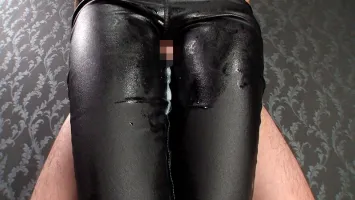 ARM-738 Ultimate Thigh Squeezing Out White Semen With Black Leather Pants