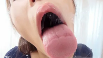 GEKI-012 用神奇的接吻技术让男人变得古怪的深吻天才日本唯一的舌头瑜伽教练伊恩（34岁）