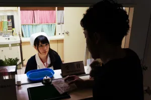 GIGL-645 유부녀 간호사 한밤중의 치태 3 병원내에서 행해지고 있는 야근중의 불륜 섹스 12명