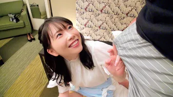 SKMJ-371 美尻素人お嬢様！ 絶対に入れられないので、パンティ越しに股間をこすりつけてみませんか？ 照れてるのか発情してるのか頬真っ赤でパンティびしょびしょ！ 勝手に生チンポを作って先端3cmに沈めます！ なんてこった！