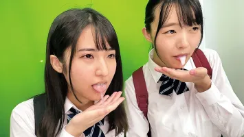 SKMJ-465 Свидание с глотанием спермы во время осмотра достопримечательностей Токио с сельским школьником во время школьной поездки.  Хожу со спермой во рту.  Глотает сперму так, чтобы никто этого не заметил.  Ее киска промокла насквозь во время первой уни