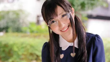 SABA-327 Dirty Genius Super Beautiful Girl Unequaled JD Itsuki-chan (20 Years Old) AV Debut