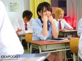 IPTD-529 学校でしようよ！ 希美まゆ