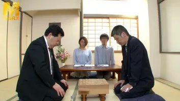 MRXD-057 On A Shogi Program In The Living Room, The Audiences Intellectually Beautiful Female Assistants Clothed Side Pie Is Too Busty, And I Cant See The Crucial Piece, And Im Worried About It, And I Cant Read The Three Moves At The Final Stage Hmm