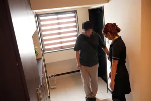NKKD-316 집의 미용실에서 유부녀 도촬 영상.  아내가 집에서 미용실을 차리는데..