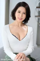 ROE-088 前任美女祕書，每晚都被無敵名企總裁一葉玲香操 46歲 無法忘記當時的激烈性愛，AV出道！  ！