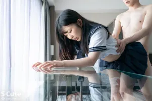 SQTE-352 制服淫秽美少女